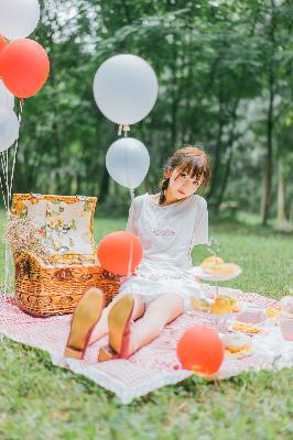 免费看100部老妇人的电视剧