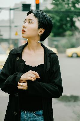 红楼梦电影徐锦江