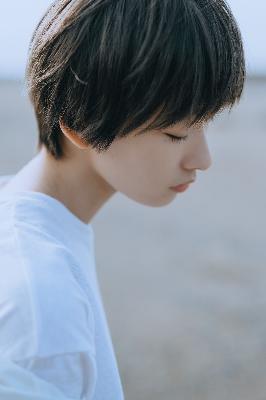 两个人轮流上24小时的班